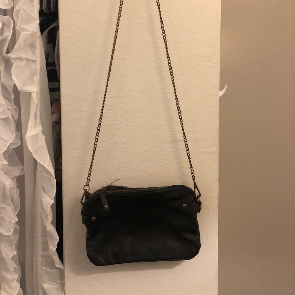Black Purse With Chain